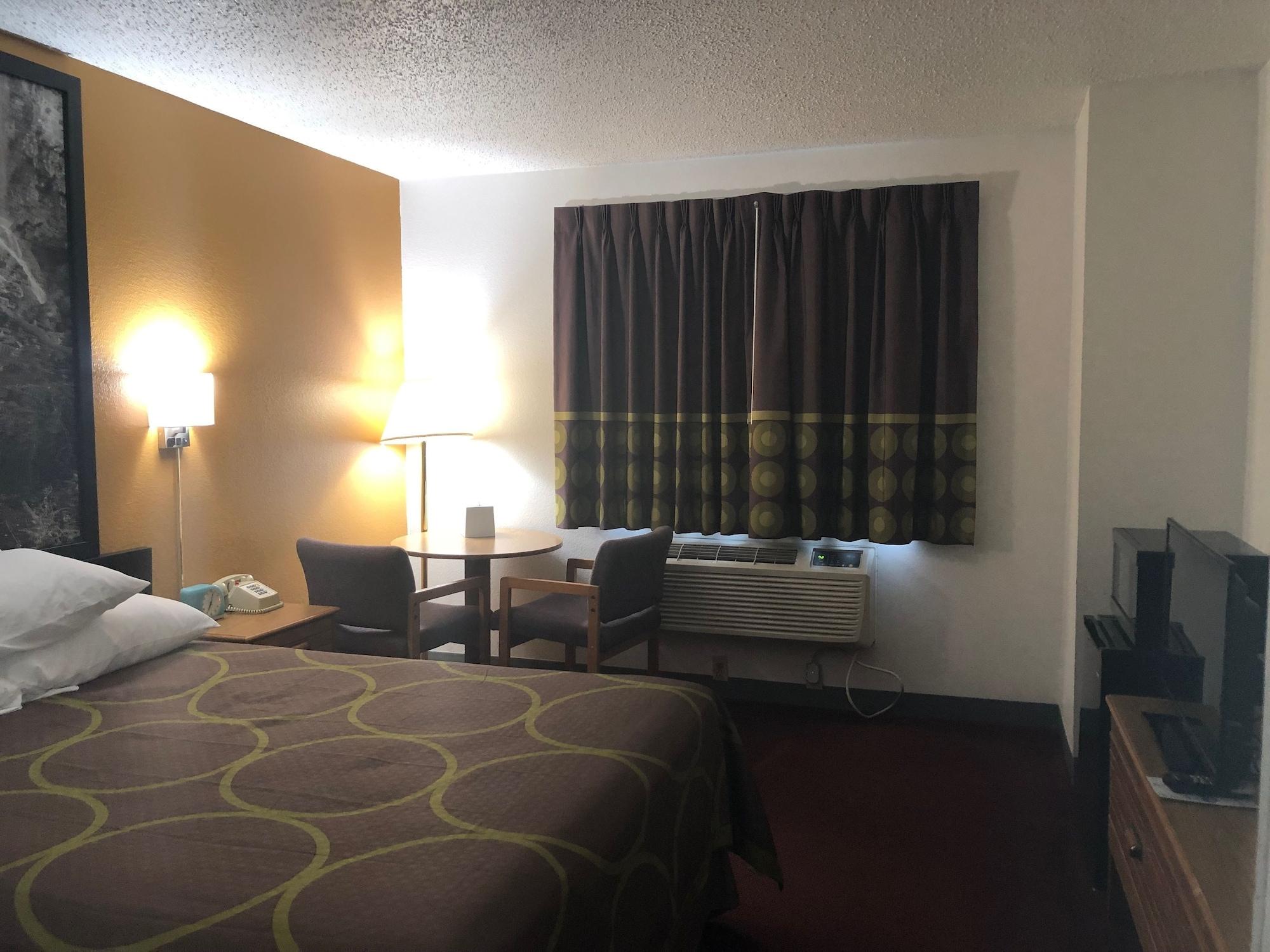 Super 8 By Wyndham Front Royal Hotel Buitenkant foto